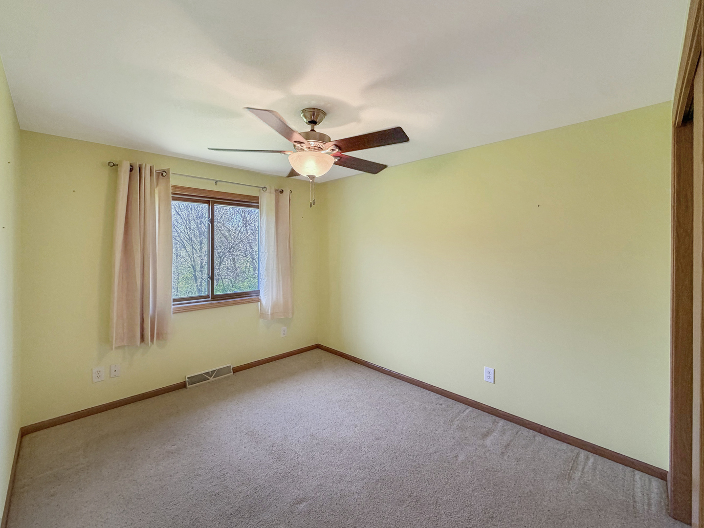 24-134 Hidden Ranch Drive Shannon, IL 61078 - Photo 24 of 41