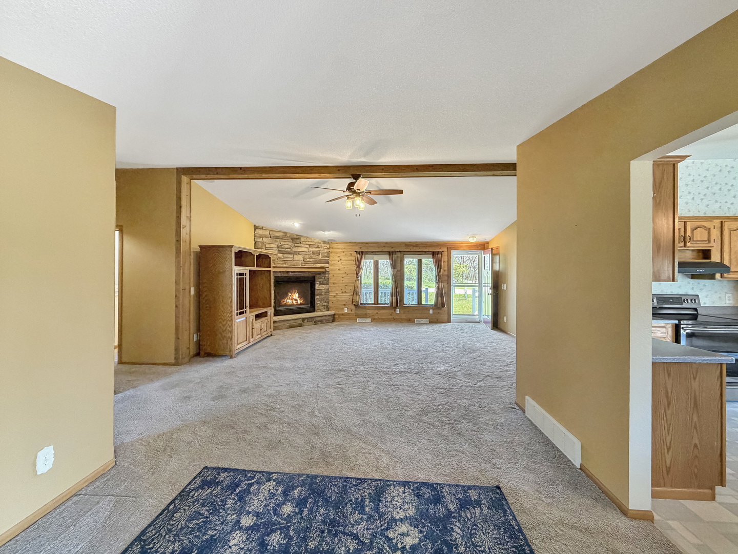 24-134 Hidden Ranch Drive Shannon, IL 61078 - Photo 7 of 41
