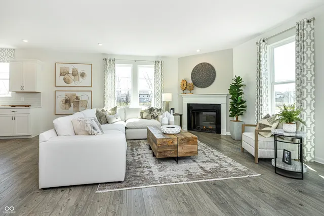 $294,490 | 4146 Palermo Gdn Drive, Indianapolis, IN 46239