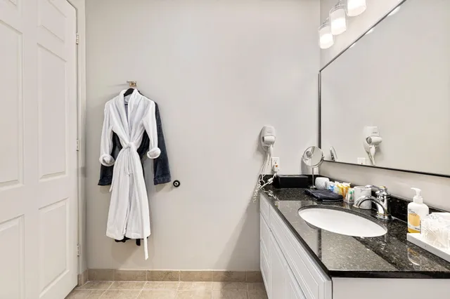 $335,950 | 50750 Santa Rosa Plaza, Unit 6, La Quinta, CA 92253