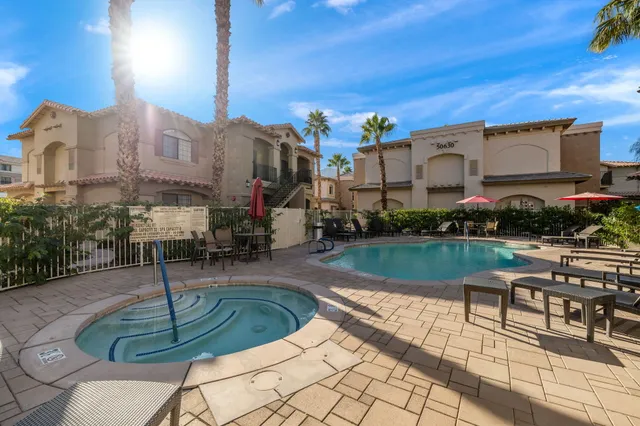 $335,950 | 50750 Santa Rosa Plaza, Unit 6, La Quinta, CA 92253