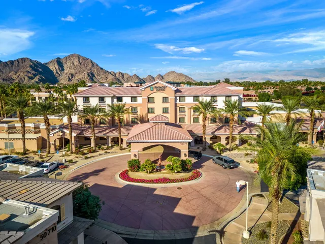 $335,950 | 50750 Santa Rosa Plaza, Unit 6, La Quinta, CA 92253
