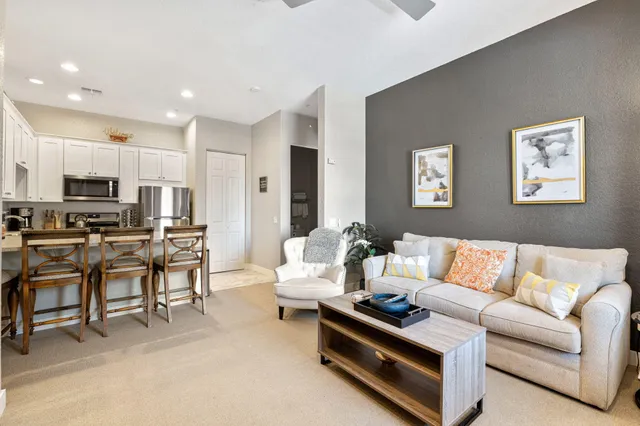 $335,950 | 50750 Santa Rosa Plaza, Unit 6, La Quinta, CA 92253