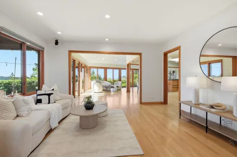 $2,198,000 | 25991 Mar Vista Court, Los Gatos, CA 95033