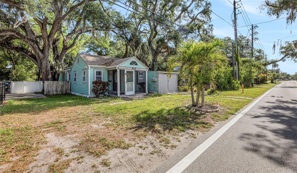 414 Tampa Road Palm Harbor, FL 34683 - Photo 43 of 45