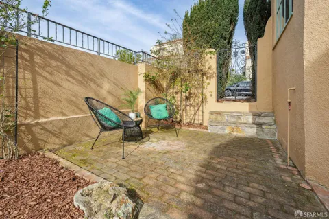 $1,950,000 | 95 Pinehurst Way, San Francisco, CA 94127