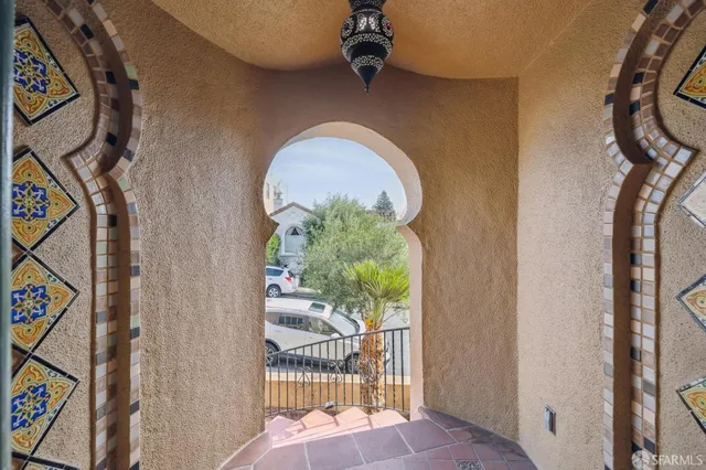 $1,950,000 | 95 Pinehurst Way, San Francisco, CA 94127