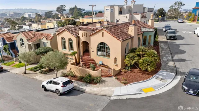 $1,950,000 | 95 Pinehurst Way, San Francisco, CA 94127