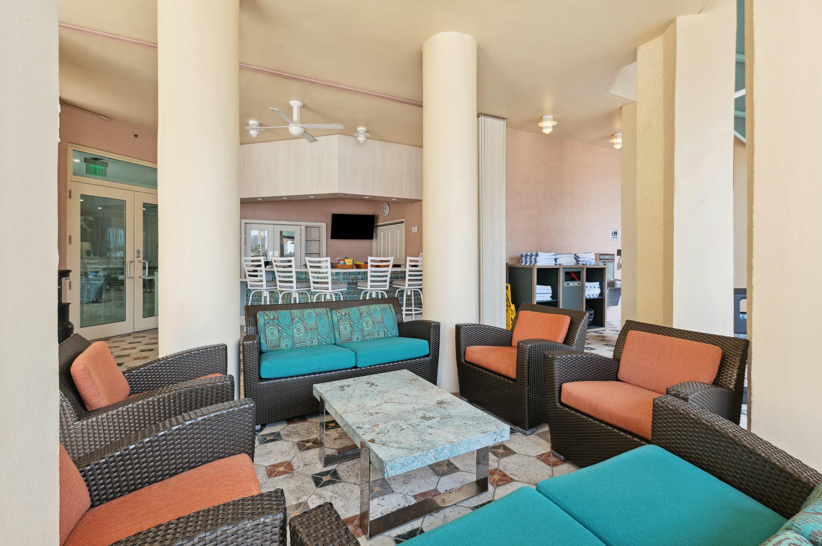 300 Southeast 5th Avenue, Unit 6010 Boca Raton, FL 33432 - Photo 25 of 34 Pool seating area