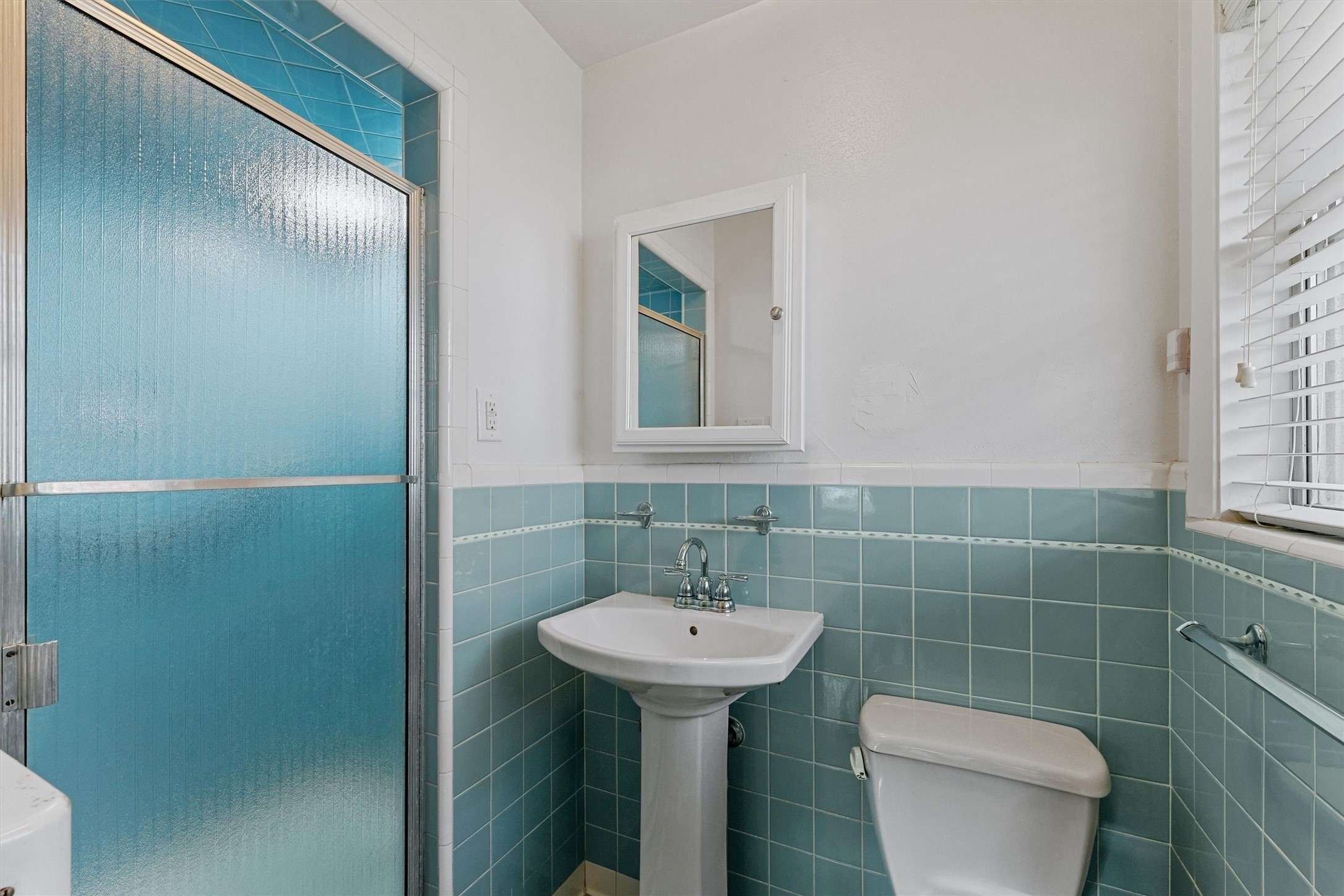 2052 Addison Road Houston, TX 77030 - Photo 13 of 16 Gallery Image 13