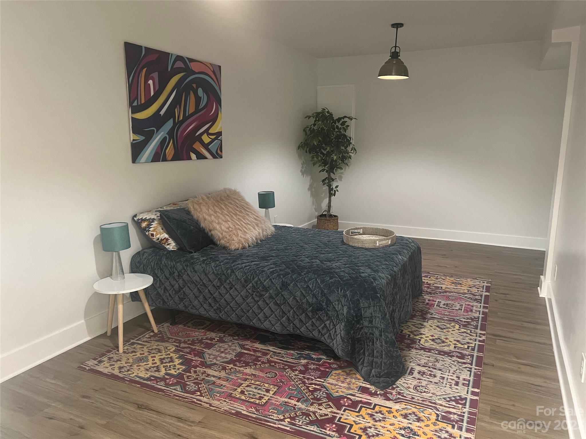 39 Cedar Mountain Road Asheville, NC 28803 - Photo 34 of 35 a living room with a couch