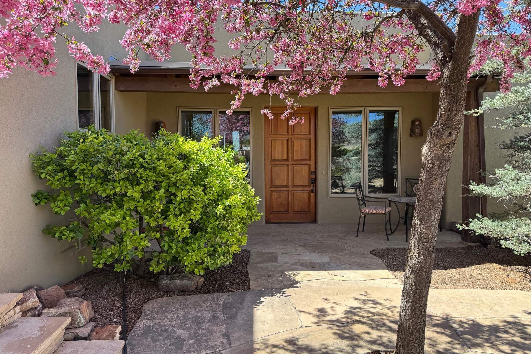 10 Descanso Road Santa Fe, NM 87508 - Photo 2 of 42