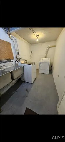 $2,300 | 245 Pratt Street, Watertown, NY 13601