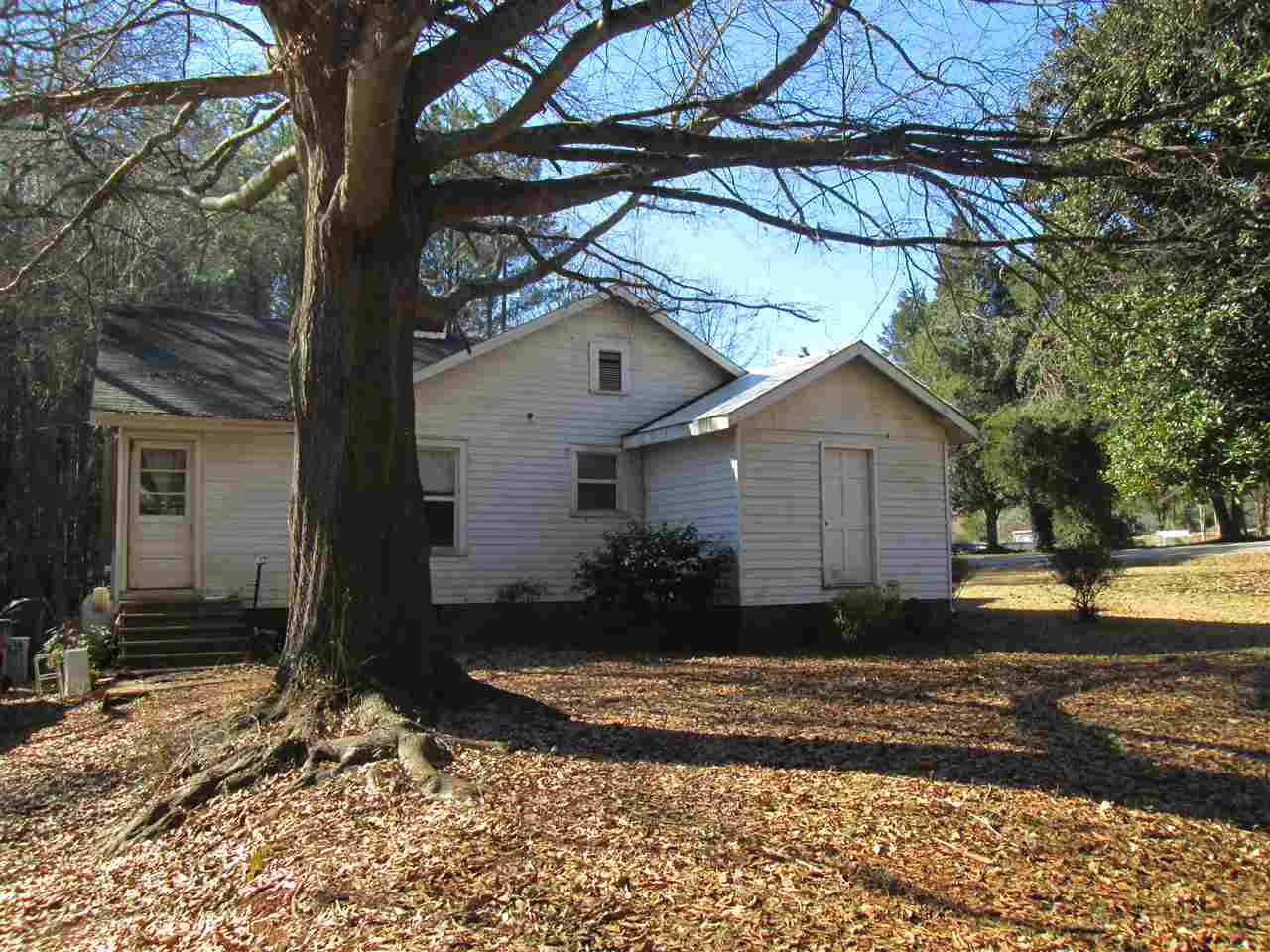 412 Cedar Crest Road Spartanburg, SC 29301 - Photo 6 of 25 Gallery Image 6
