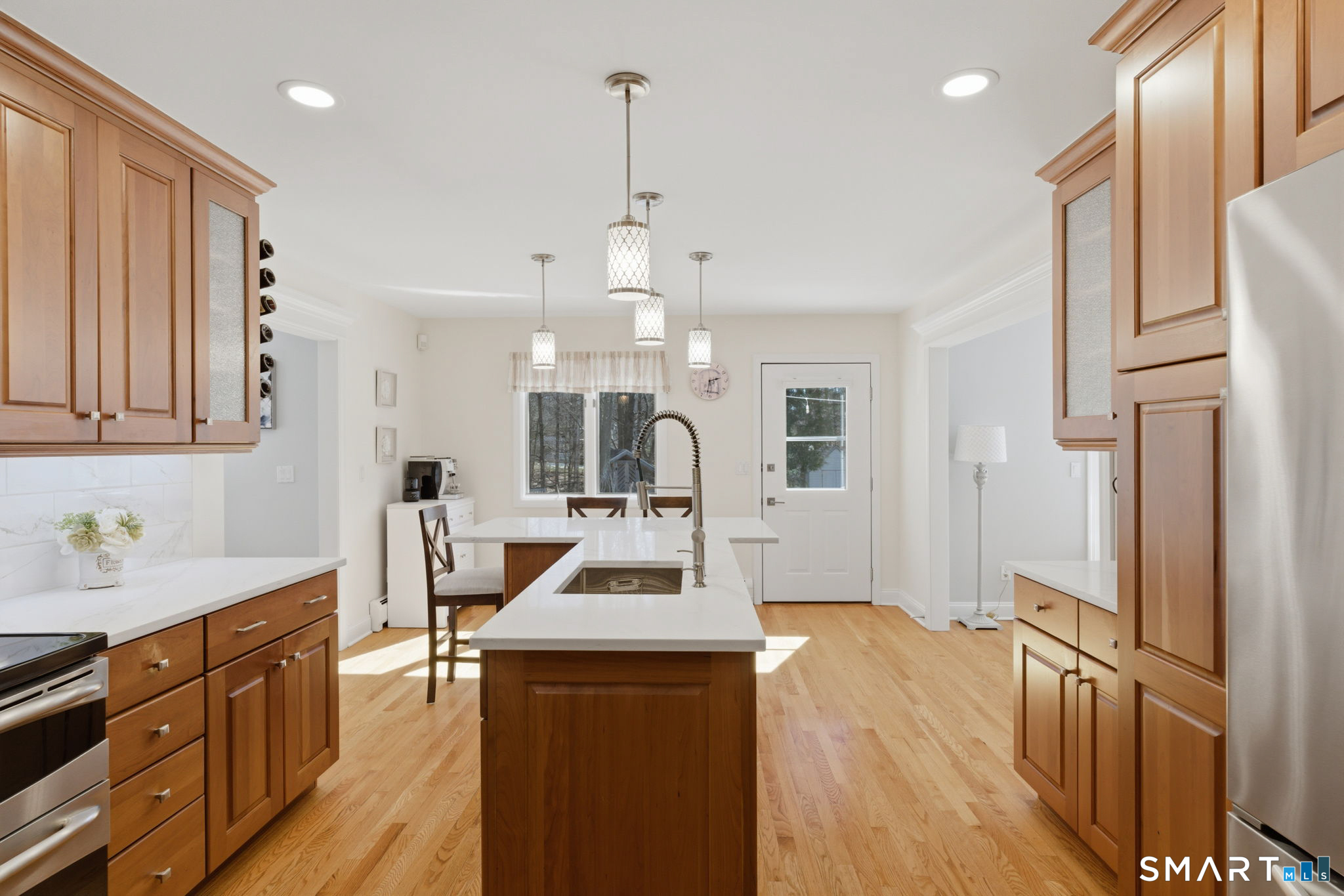 45 Indian Hill Road Farmington, CT 06032 - Photo 9 of 38