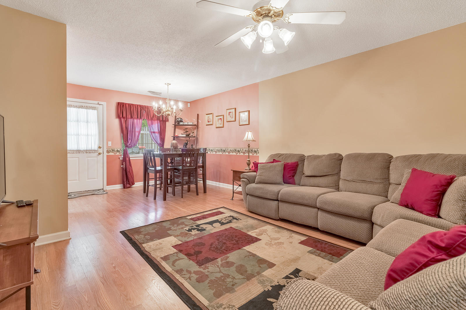 1115 Lenny Lane Chattanooga, TN 37421 - Photo 8 of 18 1115-Lenny-MLS-Photos-8