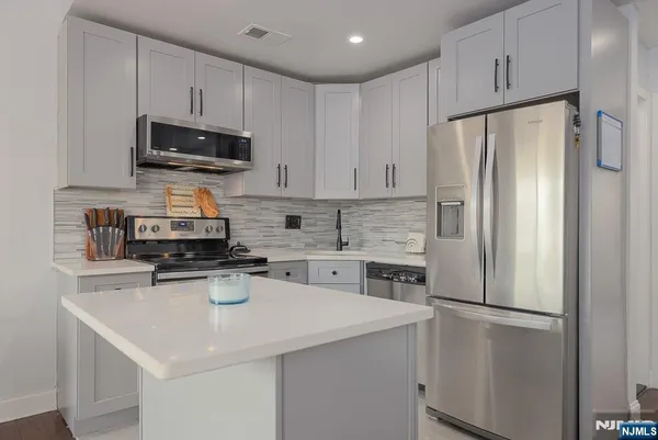 $399,000 | 156 Liberty Street, Unit 16, Little Ferry, NJ 07643