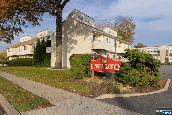 $399,000 | 156 Liberty Street, Unit 16, Little Ferry, NJ 07643