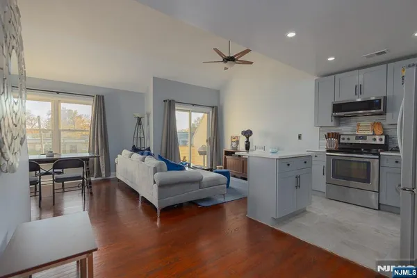 $399,000 | 156 Liberty Street, Unit 16, Little Ferry, NJ 07643