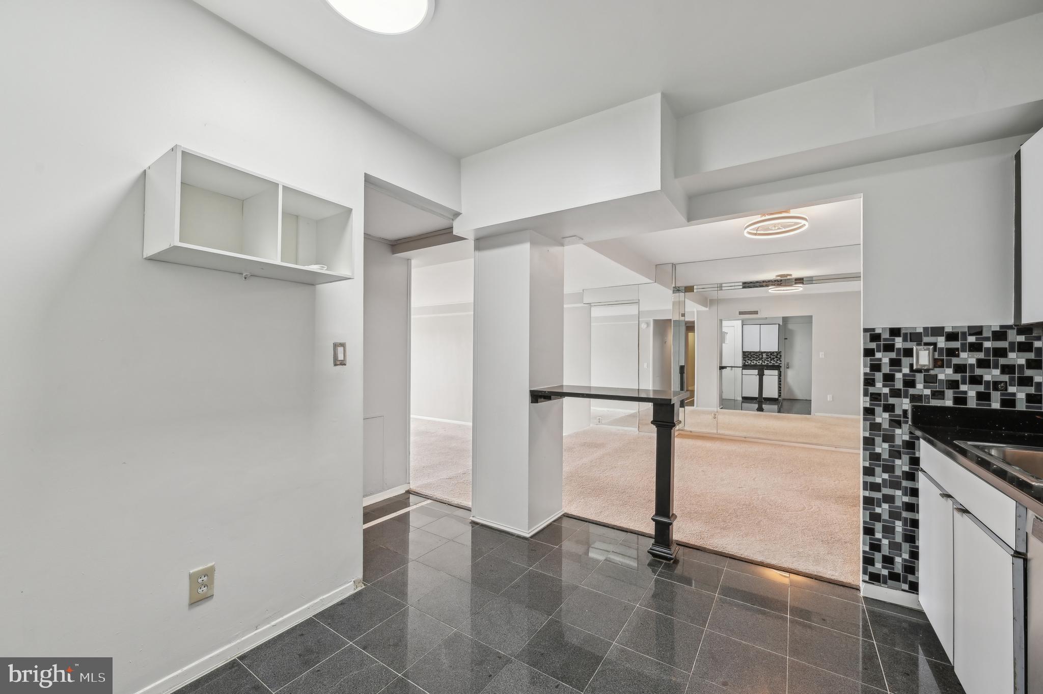 3601 Clarks Lane, Unit 424 Baltimore, MD 21215 - Photo 12 of 38 Kitchen