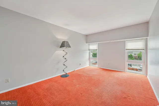 $79,000 | 3601 Clarks Lane, Unit 424, Baltimore, MD 21215