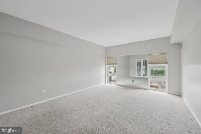 $79,000 | 3601 Clarks Lane, Unit 424, Baltimore, MD 21215