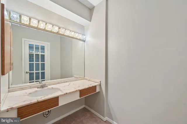 $79,000 | 3601 Clarks Lane, Unit 424, Baltimore, MD 21215