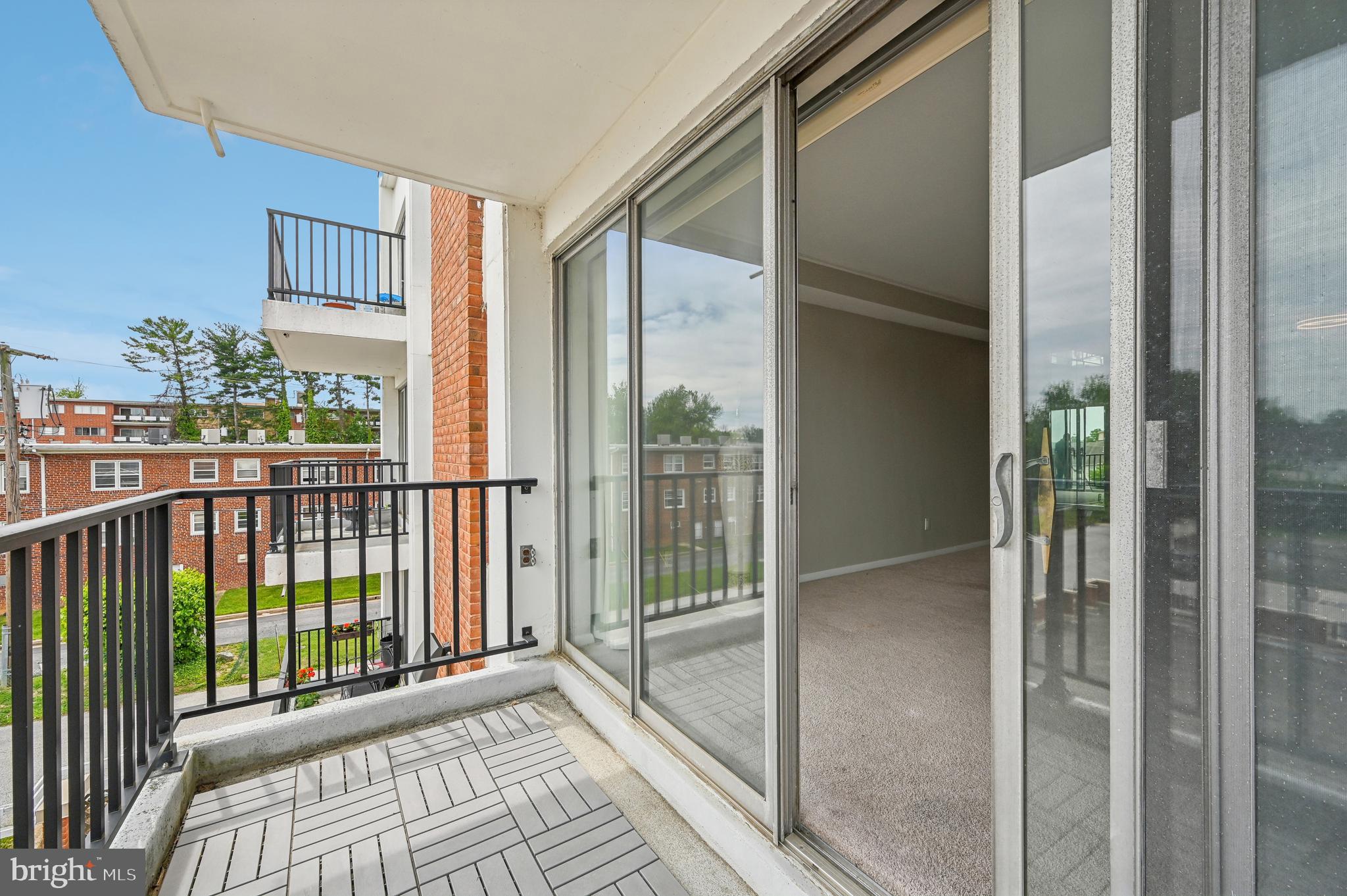 3601 Clarks Lane, Unit 424 Baltimore, MD 21215 - Photo 33 of 38 Balcony