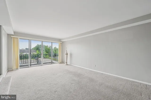 $79,000 | 3601 Clarks Lane, Unit 424, Baltimore, MD 21215