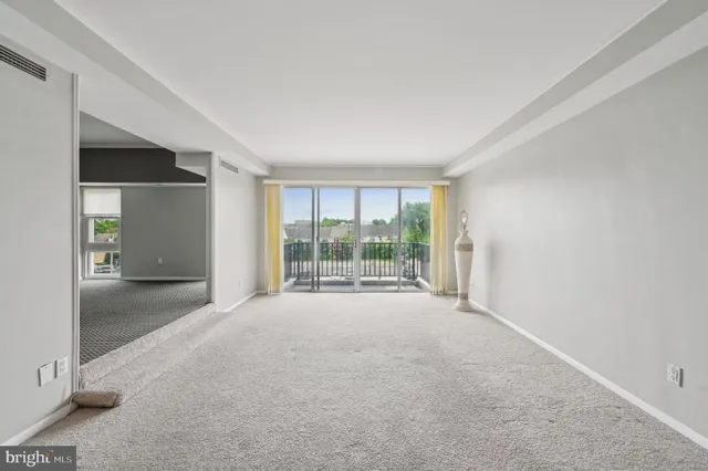 $79,000 | 3601 Clarks Lane, Unit 424, Baltimore, MD 21215