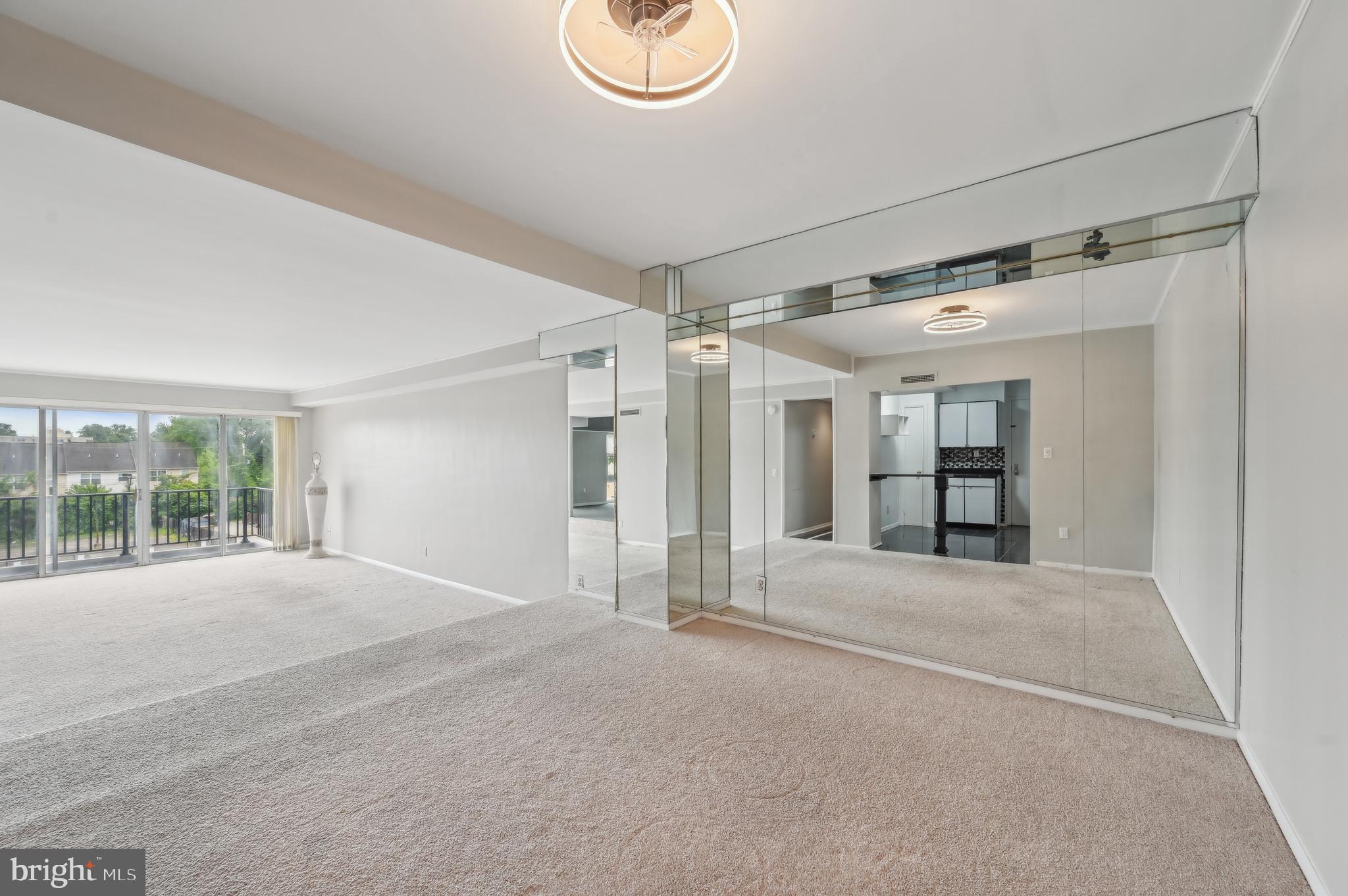 3601 Clarks Lane, Unit 424 Baltimore, MD 21215 - Photo 9 of 38 Dining Room