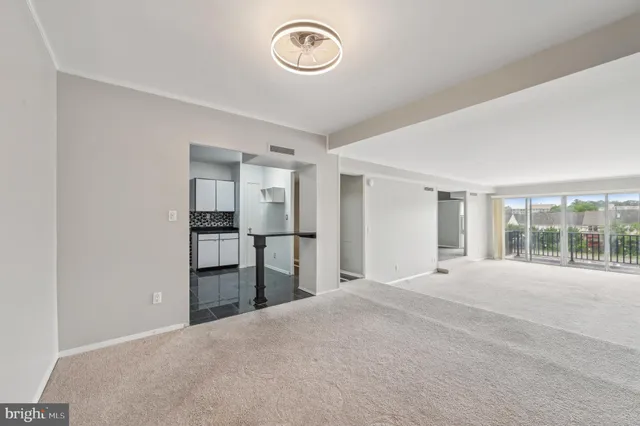 $79,000 | 3601 Clarks Lane, Unit 424, Baltimore, MD 21215