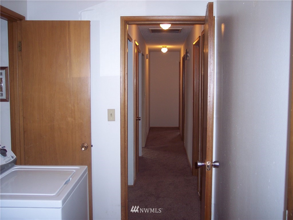 1912 Perry Avenue Bremerton, WA 98310 - Photo 18 of 20 Gallery Image 18
