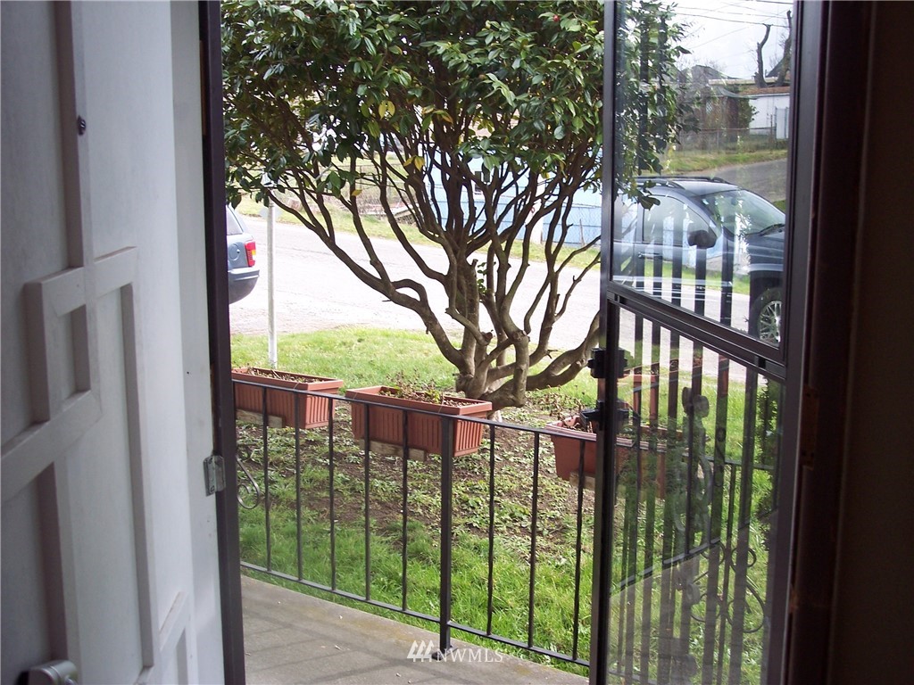 1912 Perry Avenue Bremerton, WA 98310 - Photo 20 of 20 Gallery Image 20