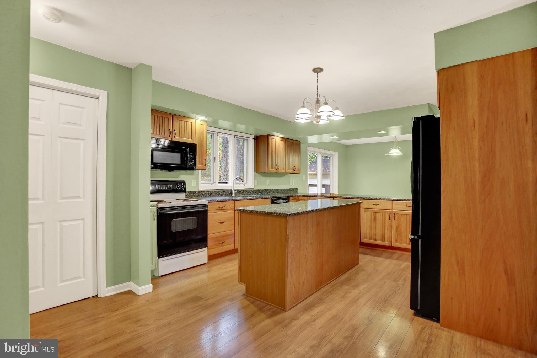 972 Locust Grove Road Middletown, PA 17057 - Photo 14 of 48 Gallery Image 14