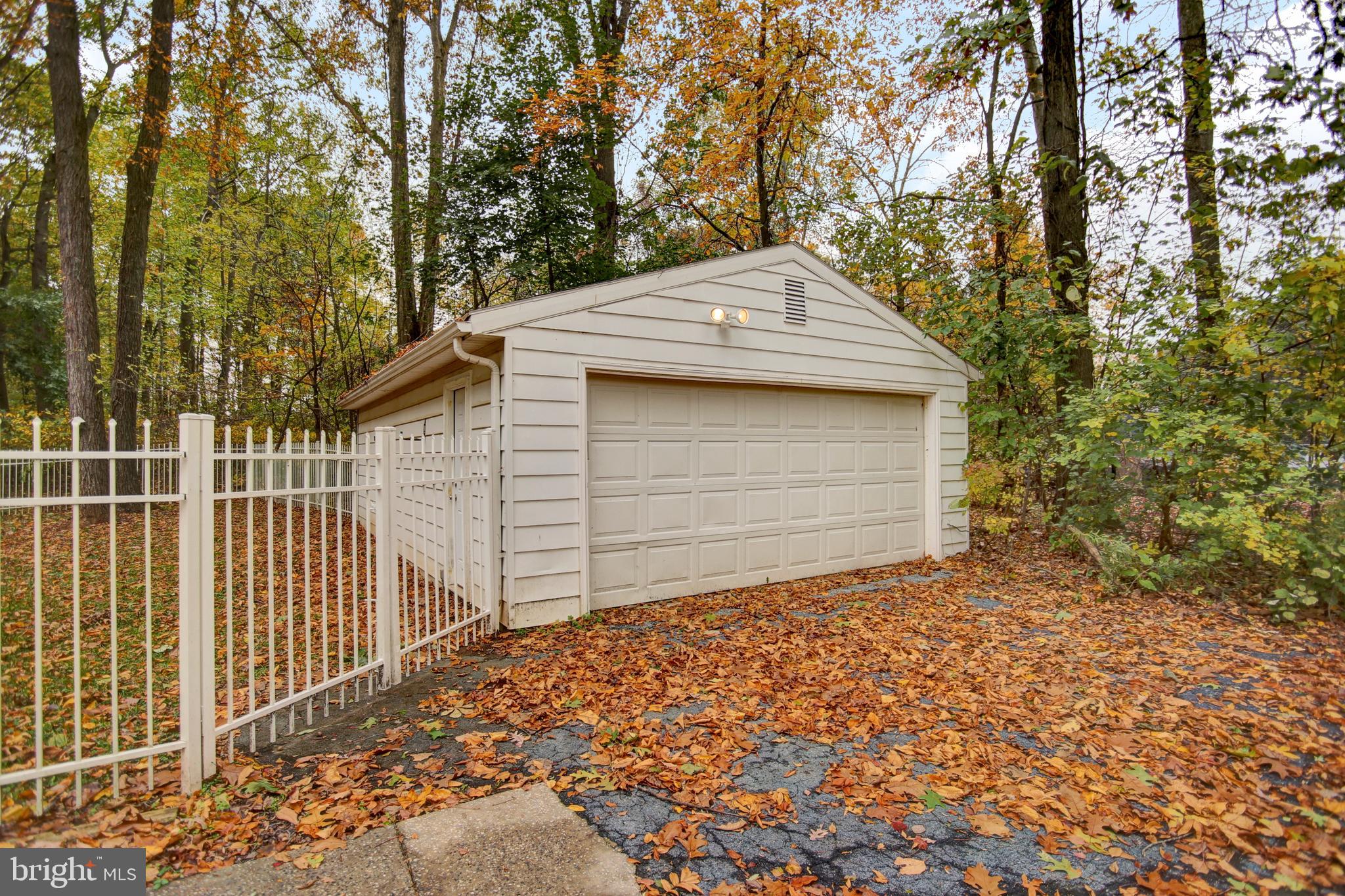 972 Locust Grove Road Middletown, PA 17057 - Photo 44 of 48 Gallery Image 44