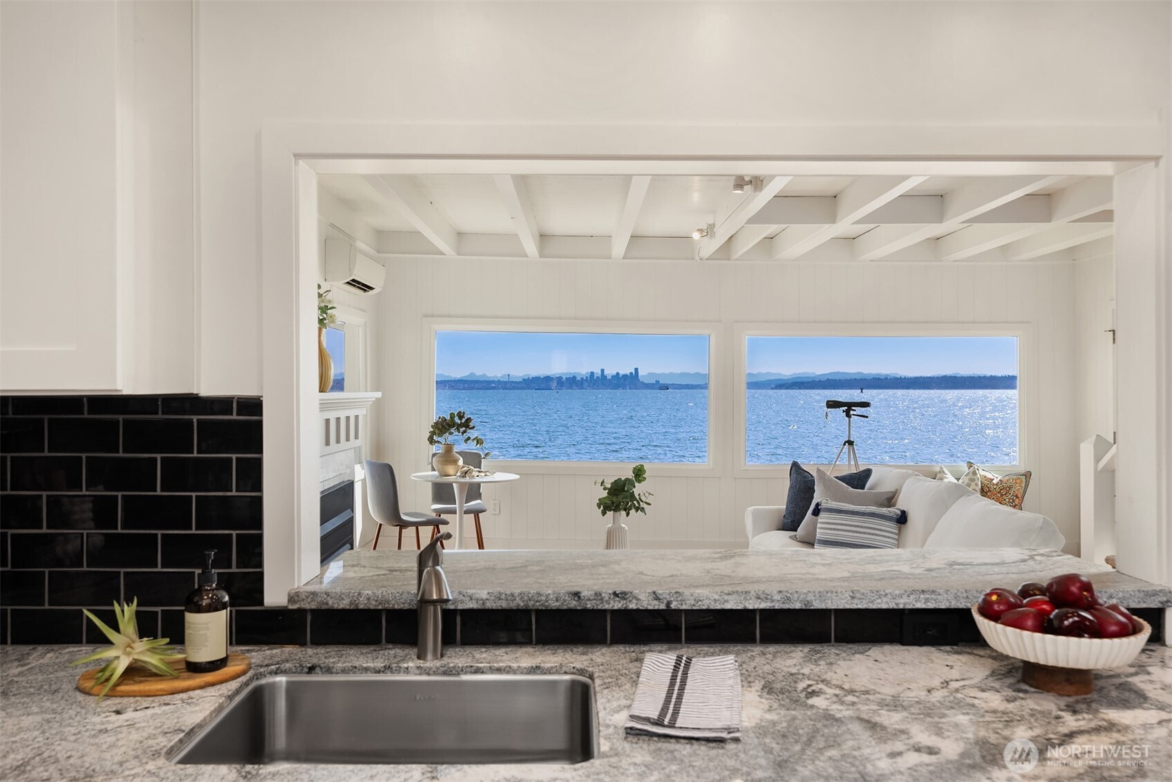 5430 Rockaway Beach Road Northeast Bainbridge Island, WA 98110 - Photo 13 of 40