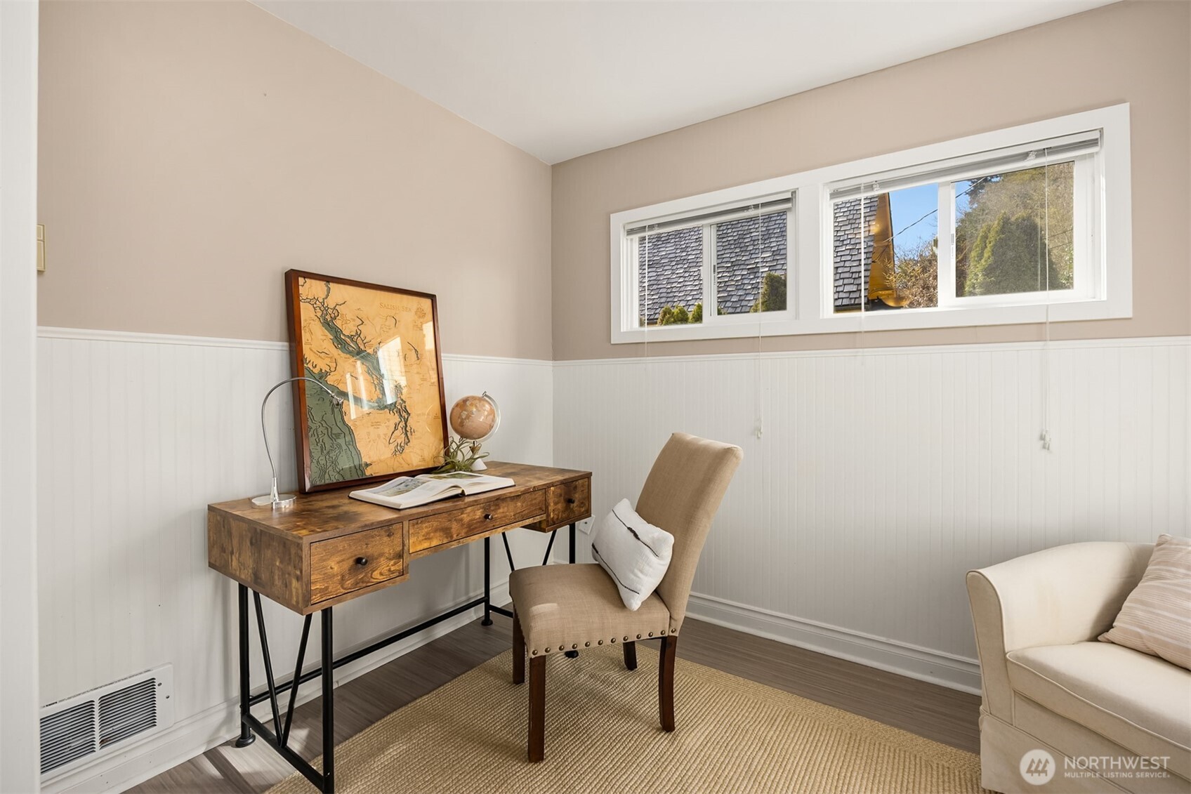 5430 Rockaway Beach Road Northeast Bainbridge Island, WA 98110 - Photo 19 of 40