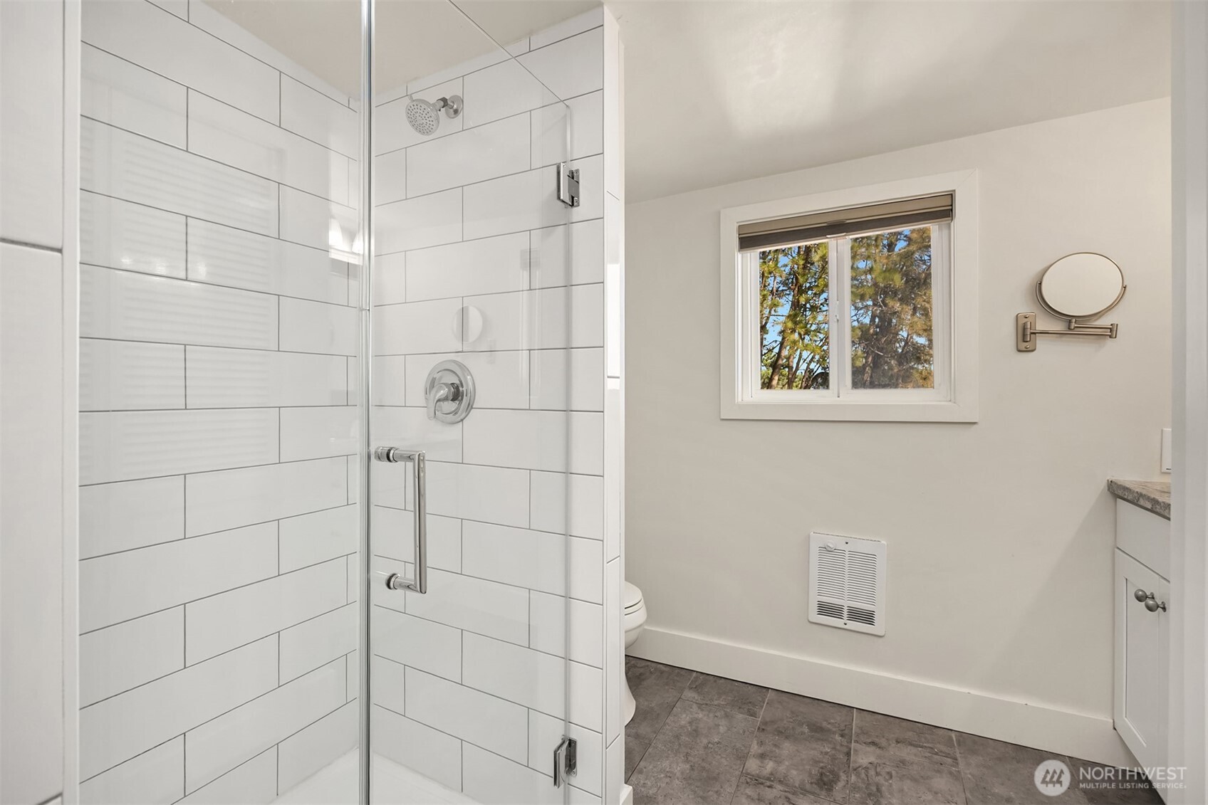 5430 Rockaway Beach Road Northeast Bainbridge Island, WA 98110 - Photo 24 of 40