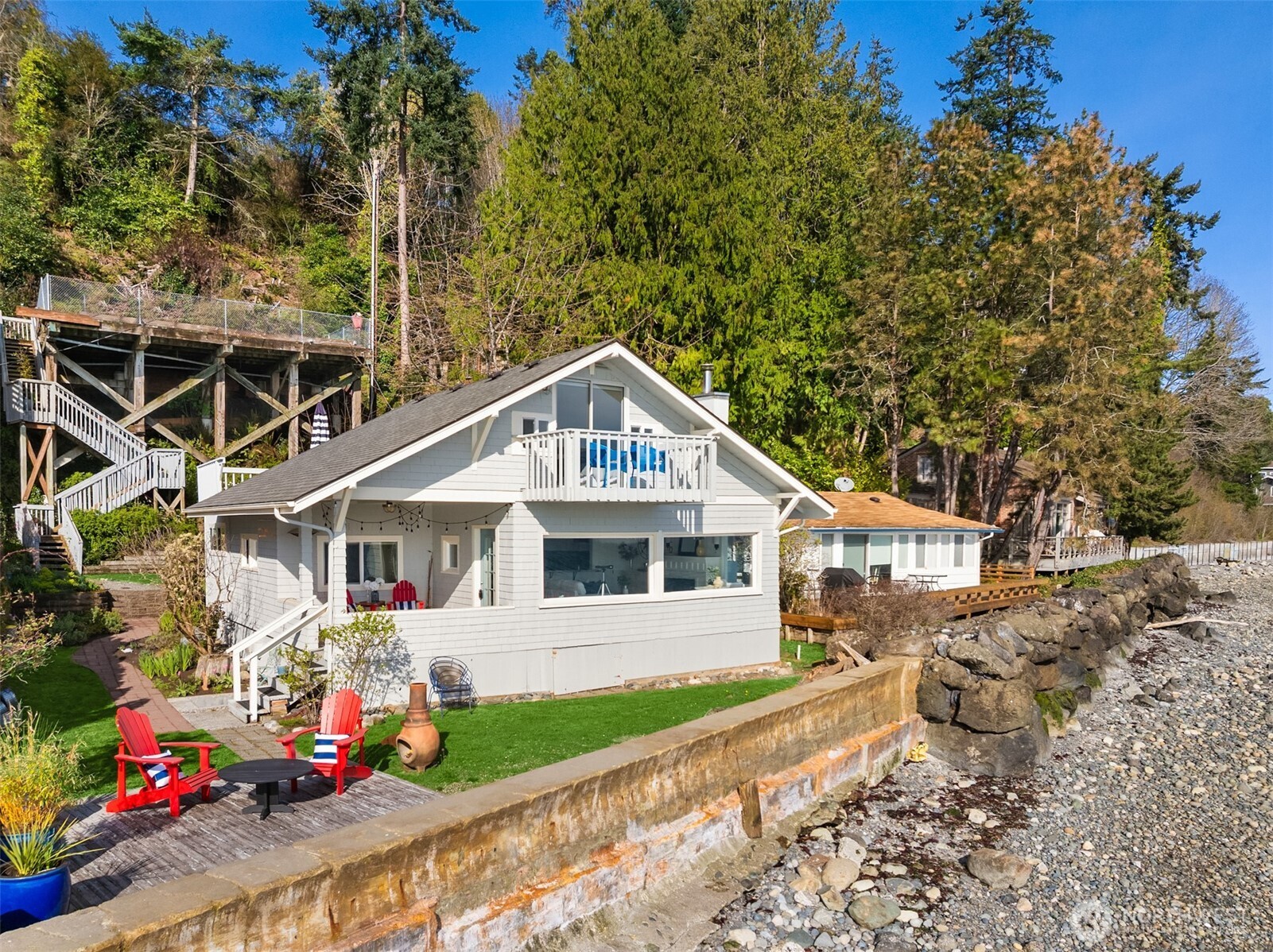 5430 Rockaway Beach Road Northeast Bainbridge Island, WA 98110 - Photo 3 of 40