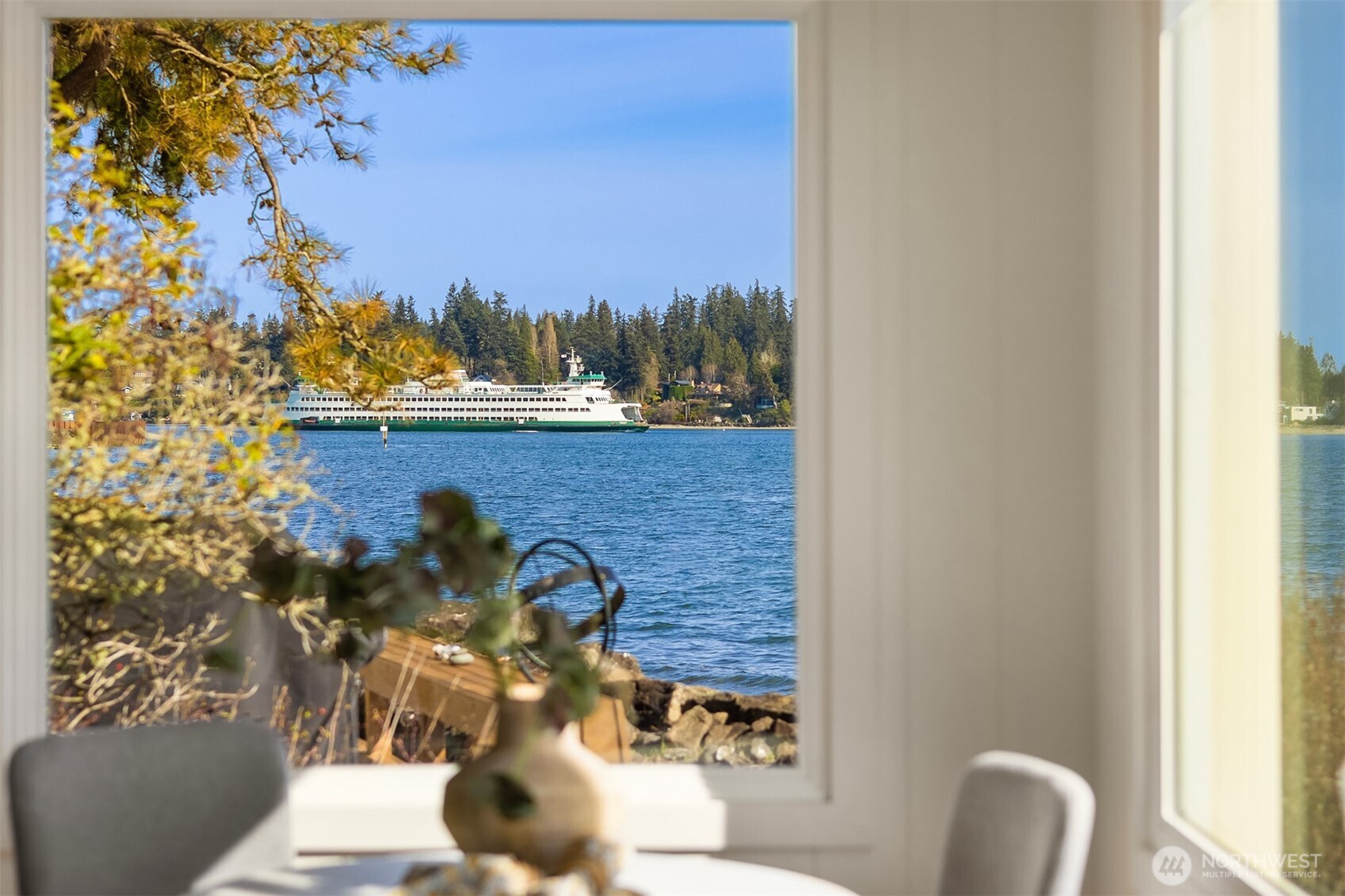 5430 Rockaway Beach Road Northeast Bainbridge Island, WA 98110 - Photo 7 of 40