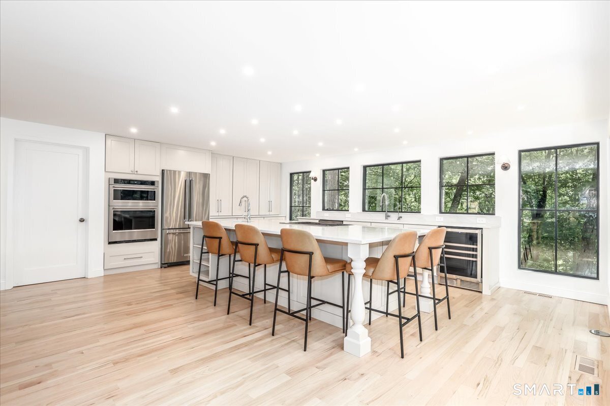 256 Wilton Road East Ridgefield, CT 06877 - Photo 14 of 40