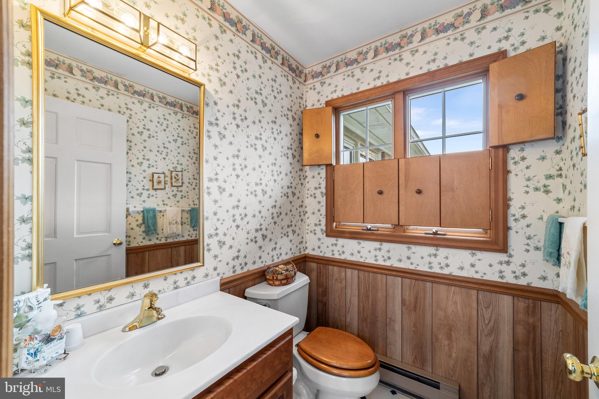 24 School Lane Carneys Point, NJ 08069 - Photo 13 of 31