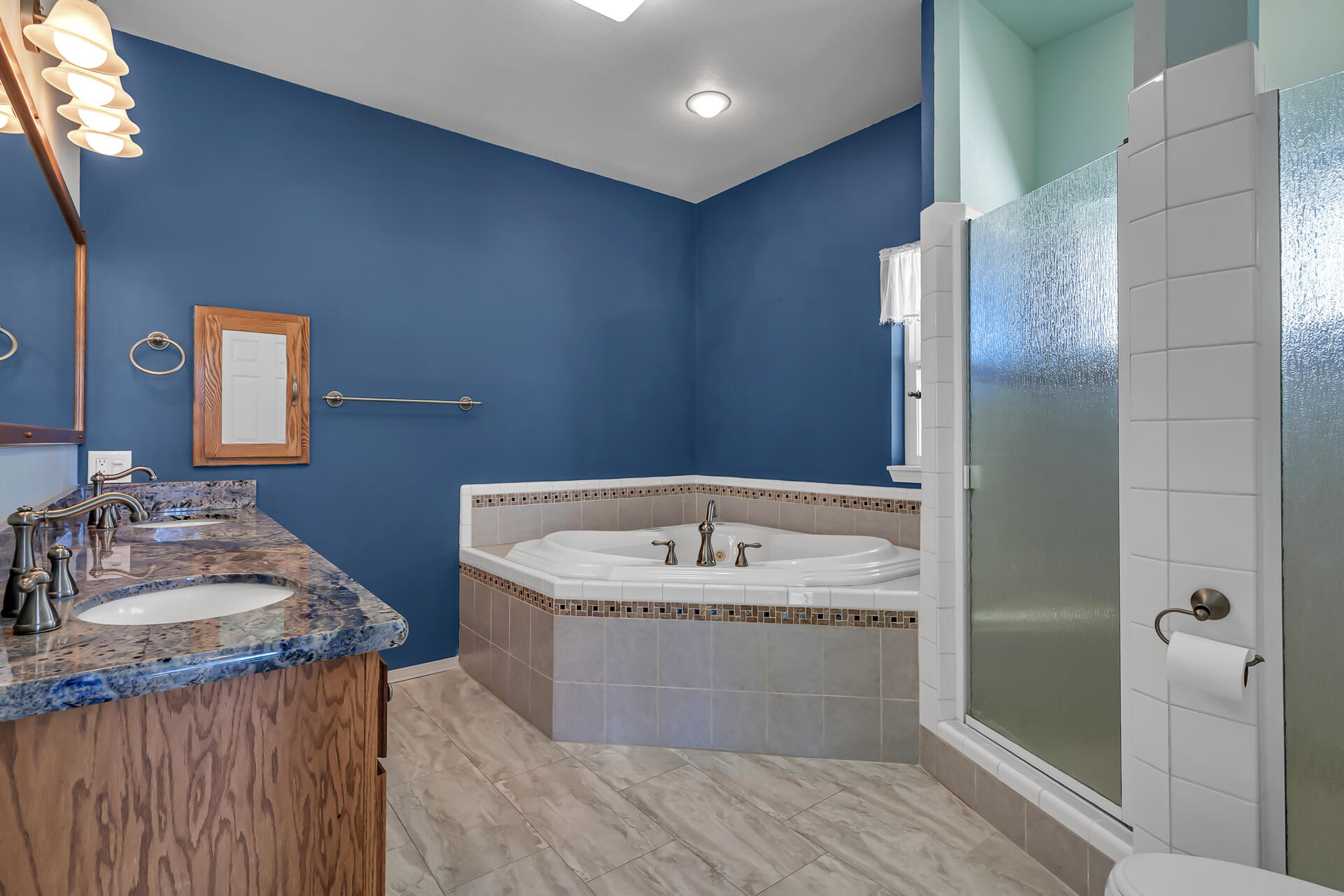 211 Strope Creek Road Trinity Center, CA 96091 - Photo 15 of 50 Primary Bath