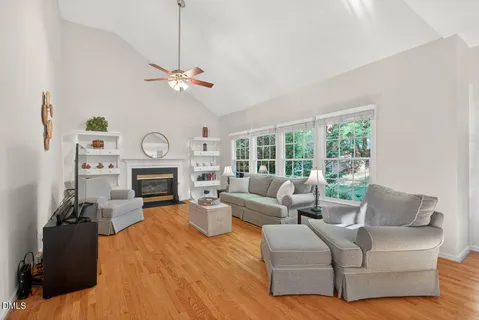 $689,000 | 115 Lonebrook Drive, Chapel Hill, NC 27516