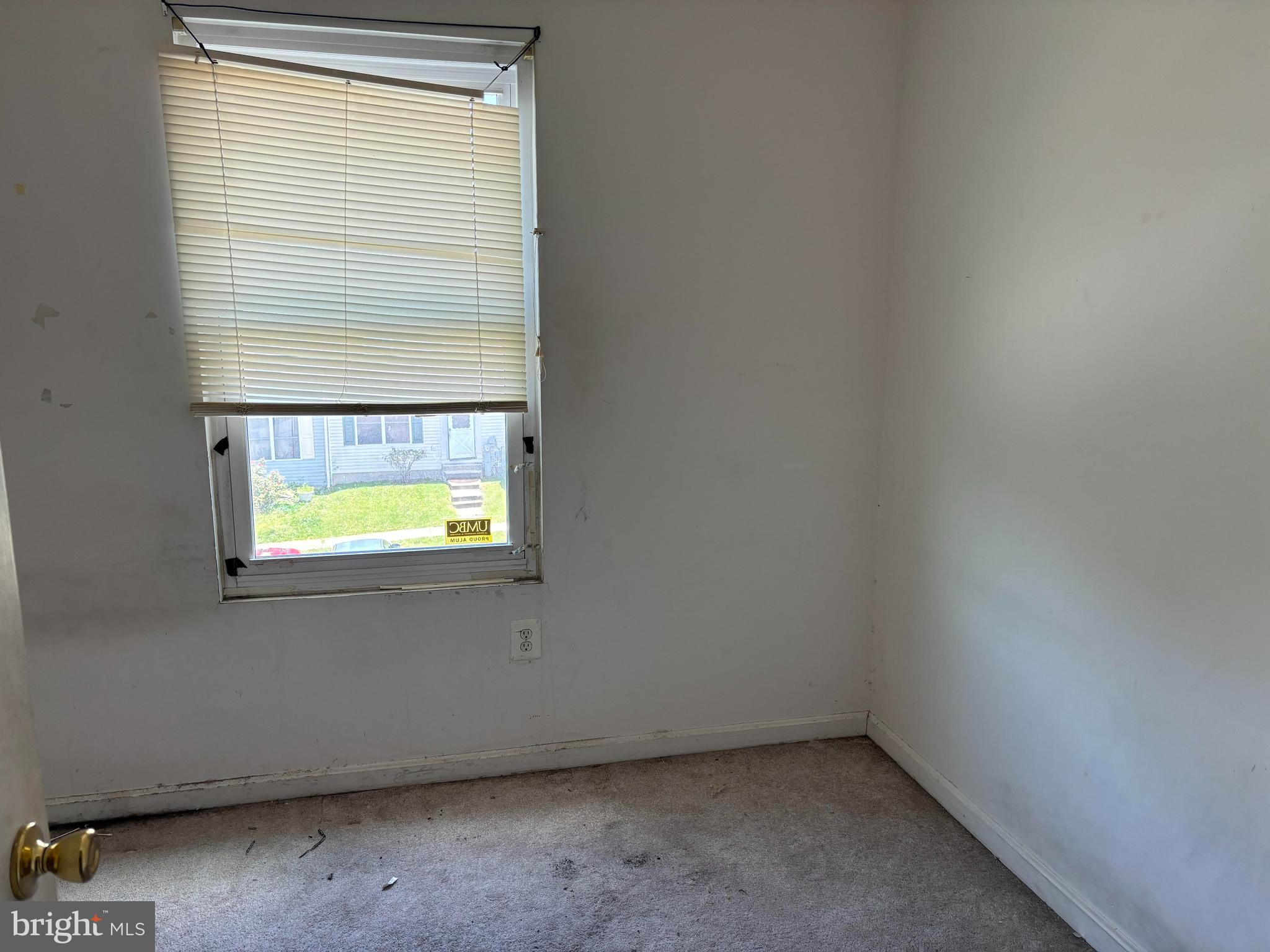 4628 Warren Tree Way Baltimore, MD 21229 - Photo 14 of 19 BEDROOM 3