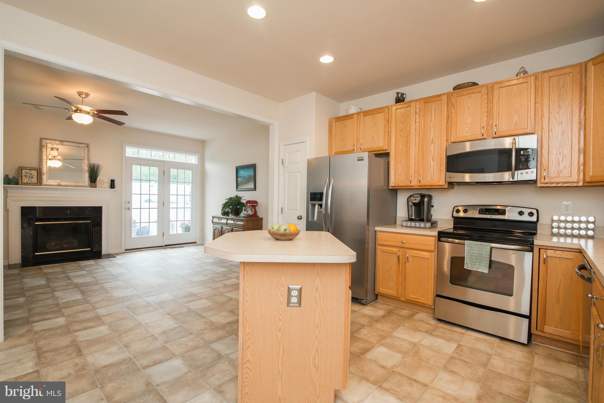 109 Riparian Lane Ranson, WV 25438 - Photo 7 of 30 Kitchen