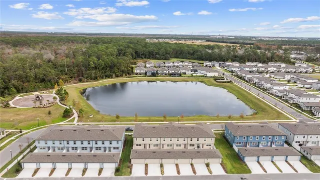 $2,700 | 17538 Northlake Grv Drive, Winter Garden, FL 34787