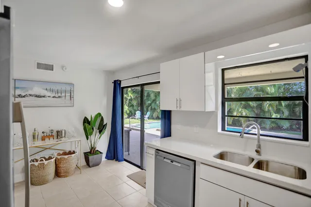 $4,325 | 3530 Chatelaine Boulevard, Delray Beach, FL 33445