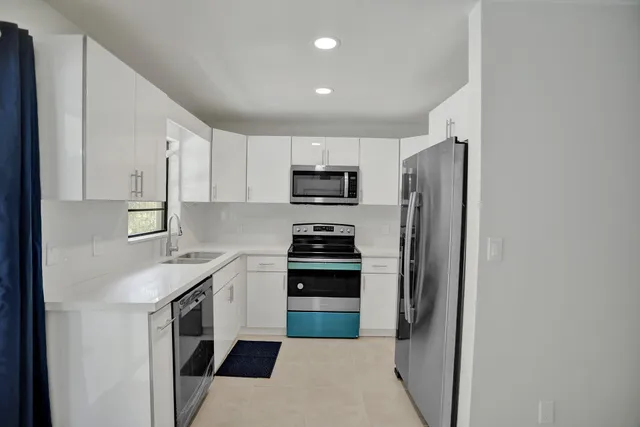 $4,325 | 3530 Chatelaine Boulevard, Delray Beach, FL 33445